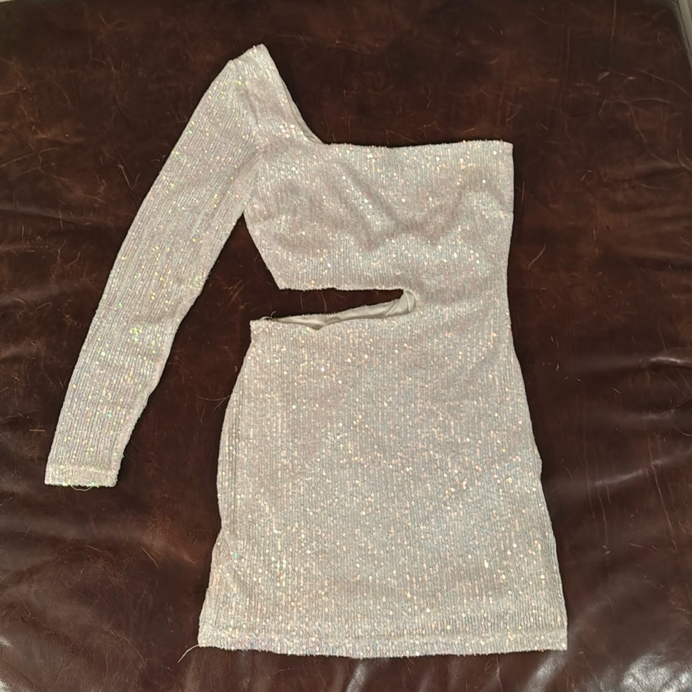 White sequin Windsor mini dress. One-shoulder with cut out. Size medium.